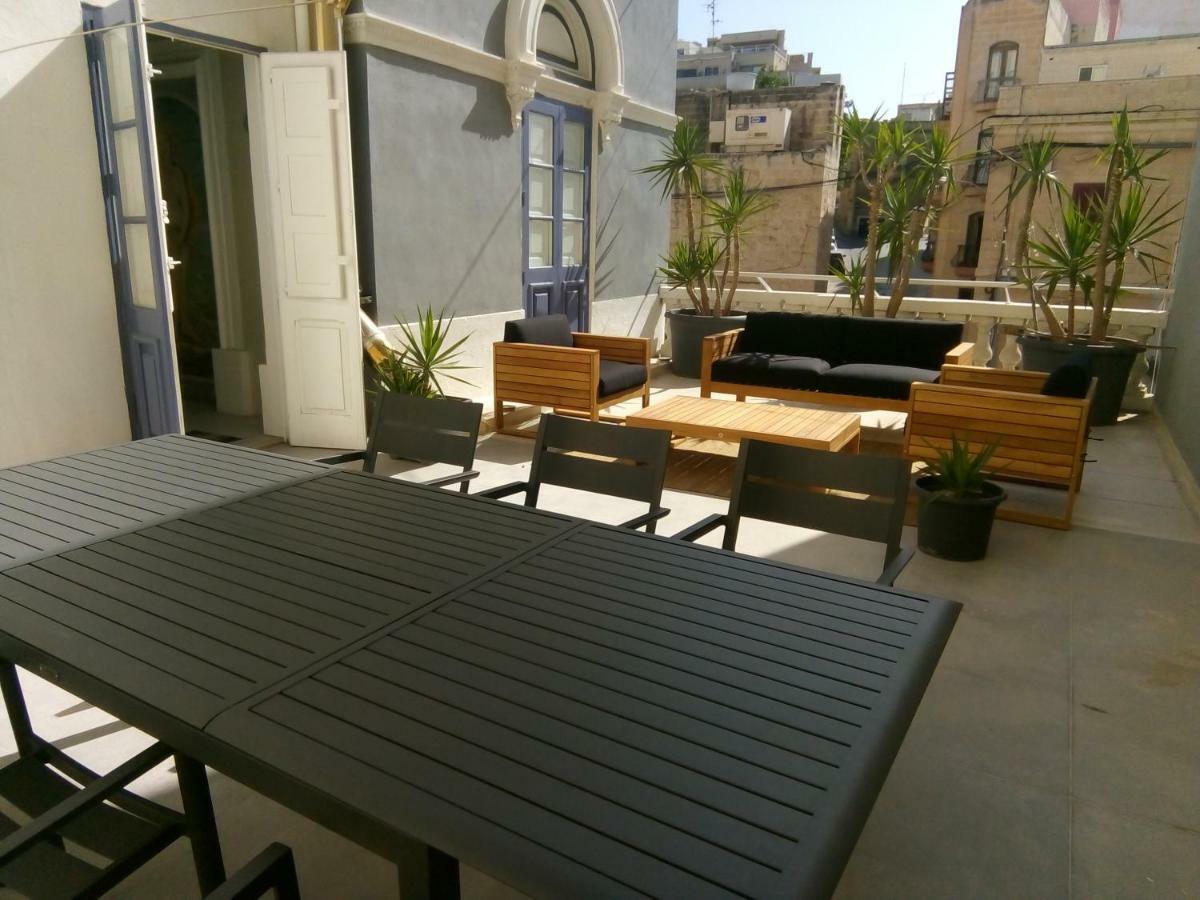 Sliema La Loggia Suites Bagian luar foto